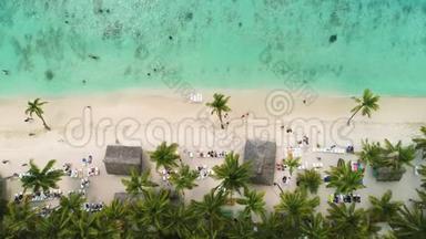 加勒比海天堂热带岛屿景观。 野生异国海滩，鸟瞰